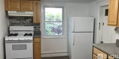 Main picture of 14 Montgomery St