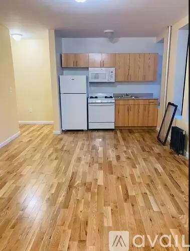 Main picture of 2513 Crescent St