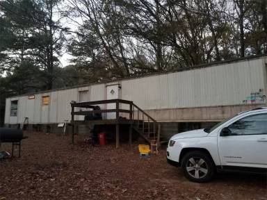 Main picture of 130 Quail Hollow Dr