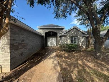 Main picture of 8506 Crownwood Dr
