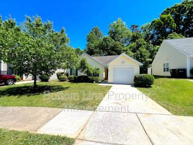 Main picture of 1607 Eagles Landing Dr