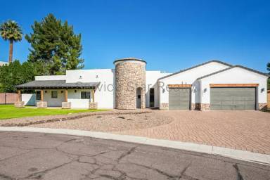 Main picture of 4821 N 28th Pl