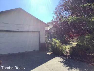 Main picture of 7943 Covert Ln