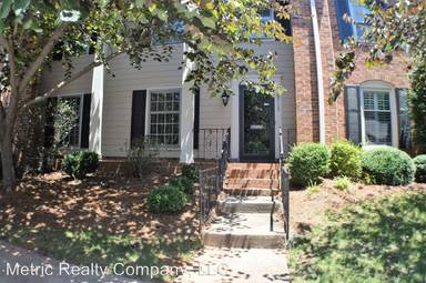 Main picture of 6717 Constitution Ln