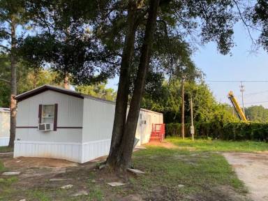 Main picture of 122 Americana St