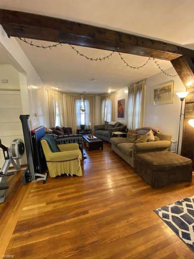Main picture of 333 Alewife Brook Pkwy