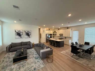 Main picture of 3040 Ash Ray Dr