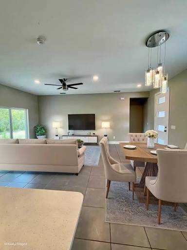 Main picture of 302 Salmon Way