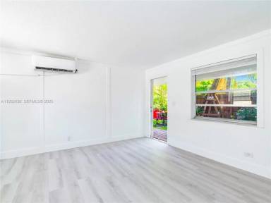 Main picture of 2020 Miami Rd