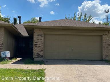 Main picture of 6447 Woodbeach Dr