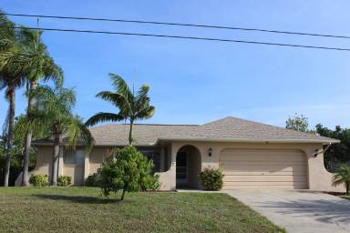 Main picture of 911 SW 37th Ter