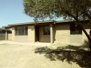 Main picture of 4621 S Cherry Ave