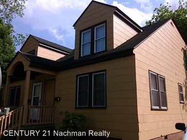 Main picture of 305 Queen St