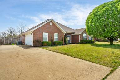 Main picture of 330 McKissic Spring Rd