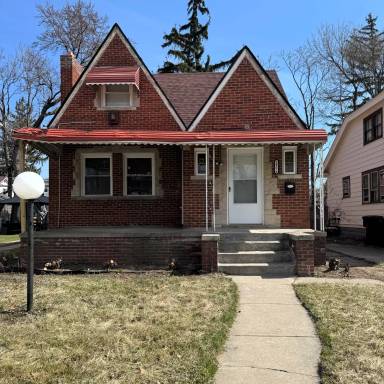 Main picture of 14574 Strathmoor St