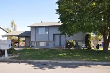 Main picture of 1306 N Stout Rd