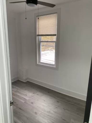 Main picture of 710 N Fulton Ave