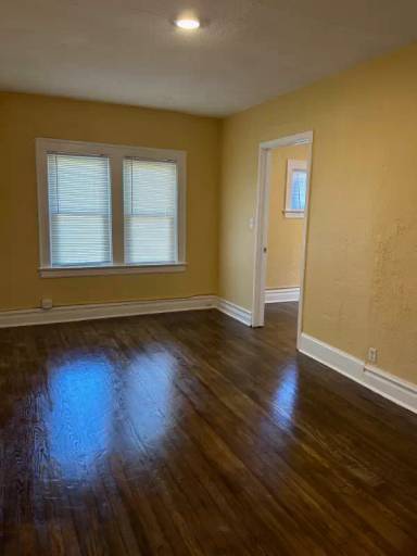 Main picture of 709 S McAlister Ave