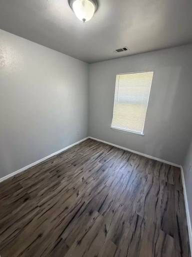 Main picture of 5106 Chapman St