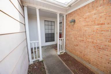 Main picture of 4732 Retreat Rd