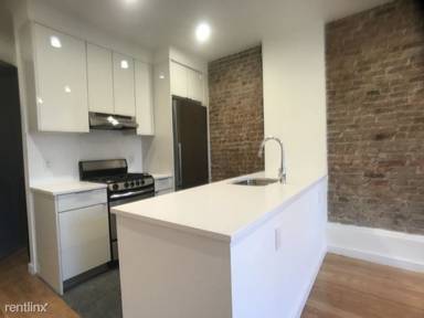Main picture of 211 Henry St
