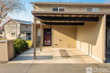 Main picture of 333 N Eagle Glen Ln