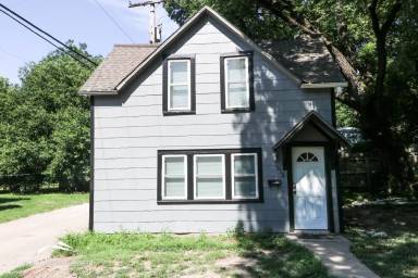 Main picture of 319 N 9th St