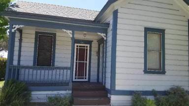 Main picture of 1541 Osos St