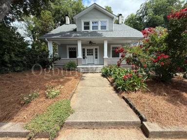 Main picture of 617 S Green St