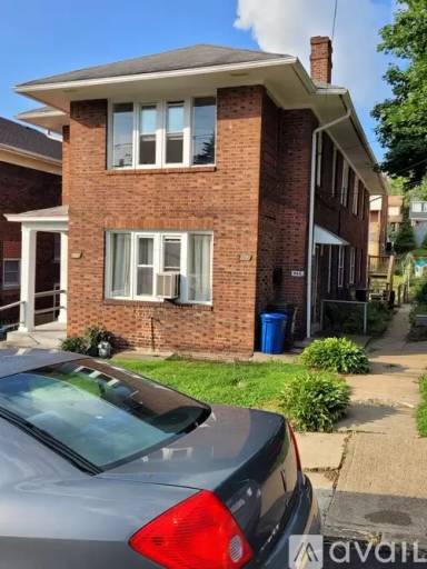 Main picture of 968 Lilac St