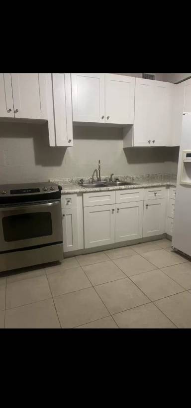 Main picture of 617 Danvers St