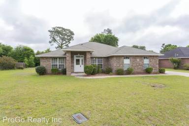 Main picture of 5905 Chi Chi Cir