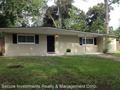 Main picture of 2610 NE 12th St