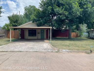 Main picture of 704 Arthur Dr