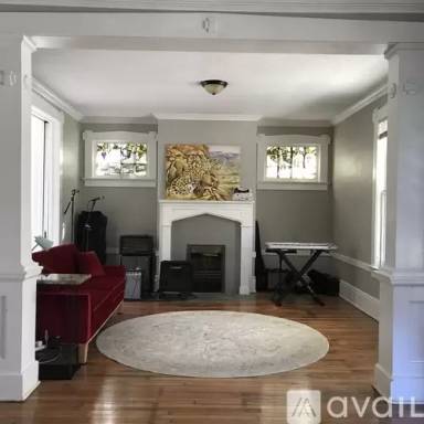 Main picture of 289 N Montgomery St