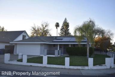Main picture of 3341 Huntsman Dr