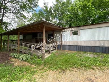 Main picture of 206 Webb Ave