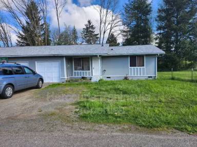 Main picture of 73 NE McKnight Rd