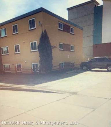 Main picture of 3650 S Lincoln St