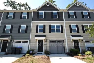 Main picture of 49 Manilla Cir
