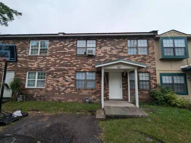 Main picture of 817 Lesa St