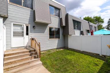 Main picture of 818 N 39th St