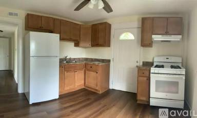 Main picture of 303 N Cook St