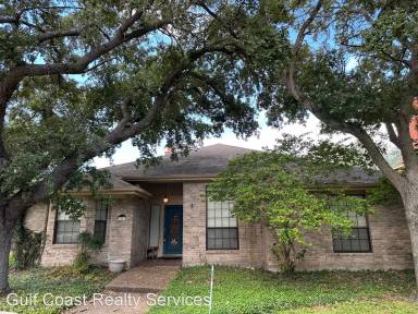 Main picture of 7421 Lake Neuchatel Dr