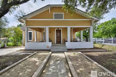 Main picture of 1246 Waverly Ave