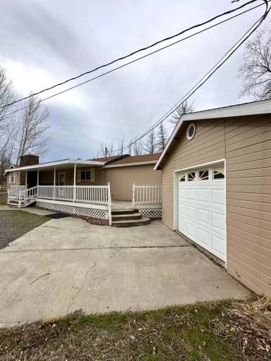 Main picture of 333 SW 35th St