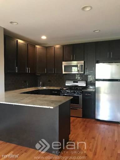Main picture of 4759 N Maplewood Ave