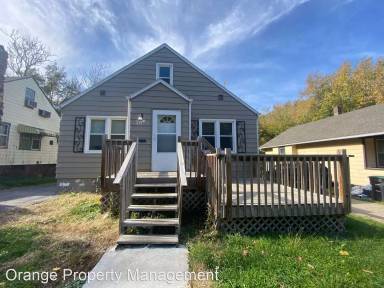 Main picture of 3328 N 40th St