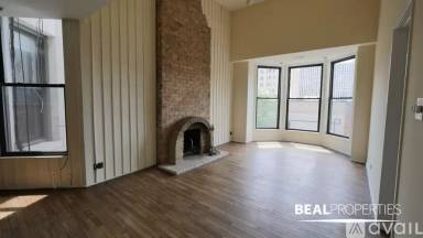 Main picture of 2900 N Broadway St
