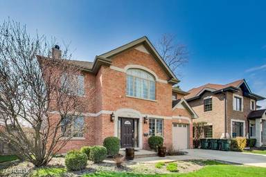 Main picture of 721 Oriole Ave
